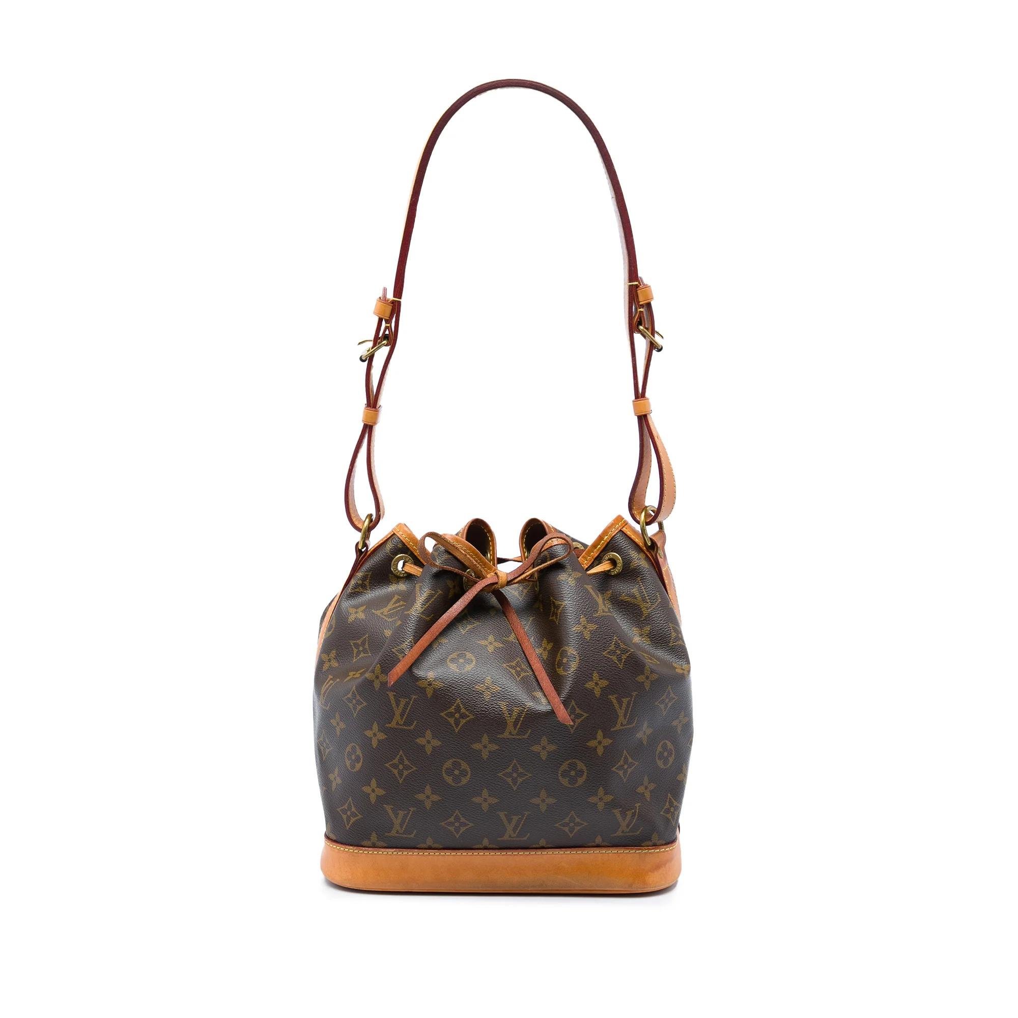 Bucket leather handbag