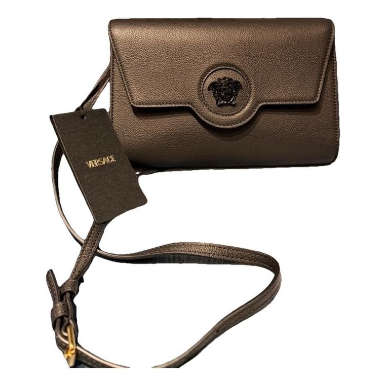 La Medusa leather crossbody bag
