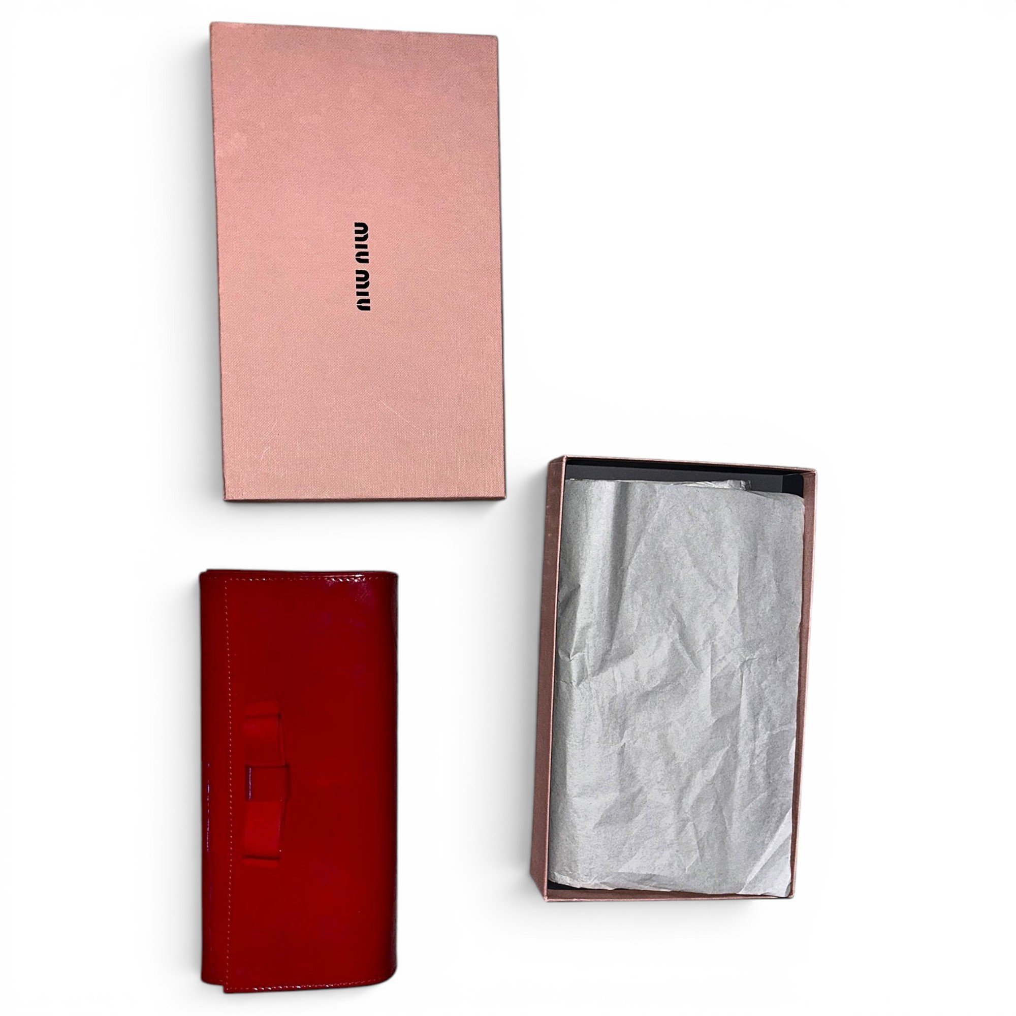 Patent leather clutch bag