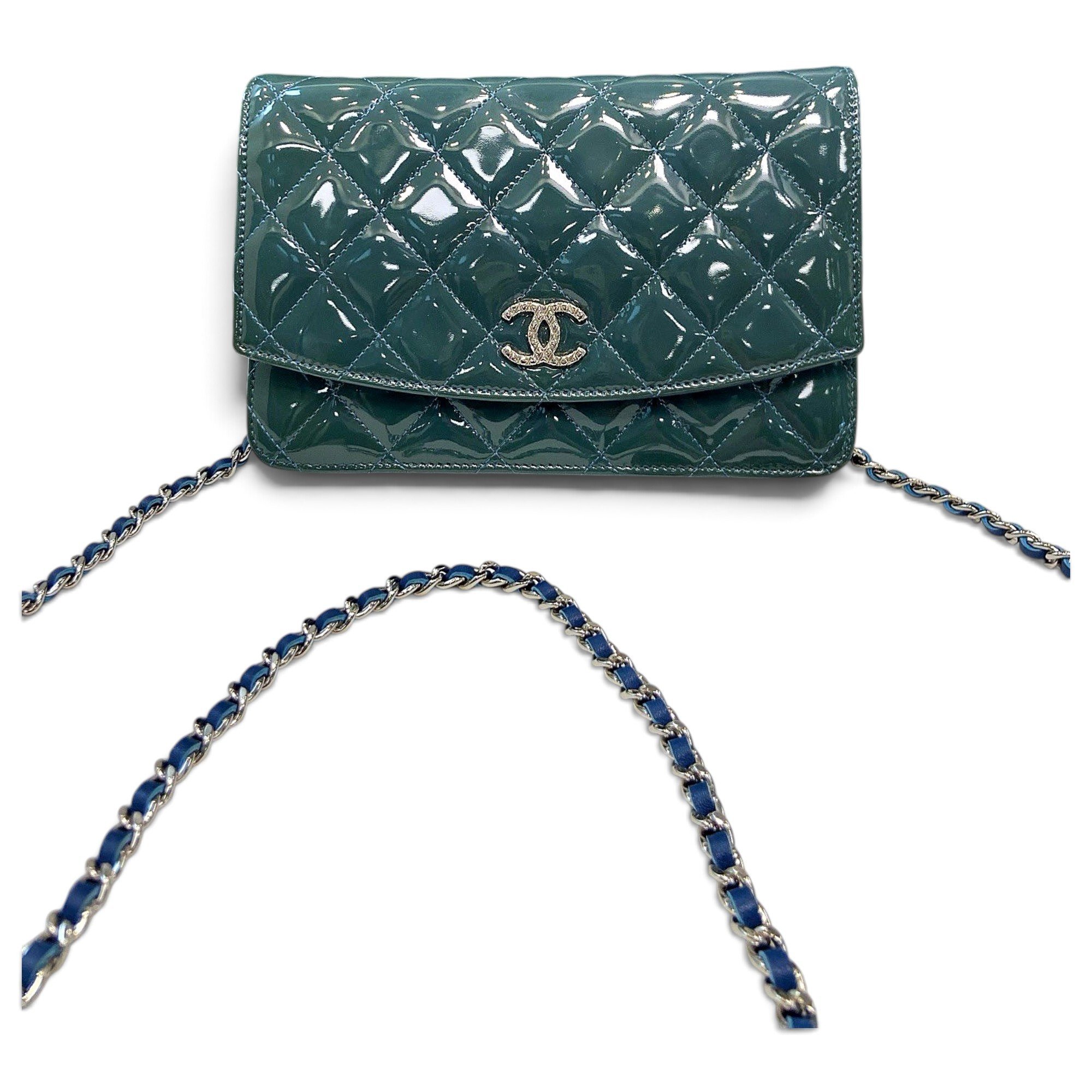 Wallet On Chain Timeless/Classique patent leather crossbody bag