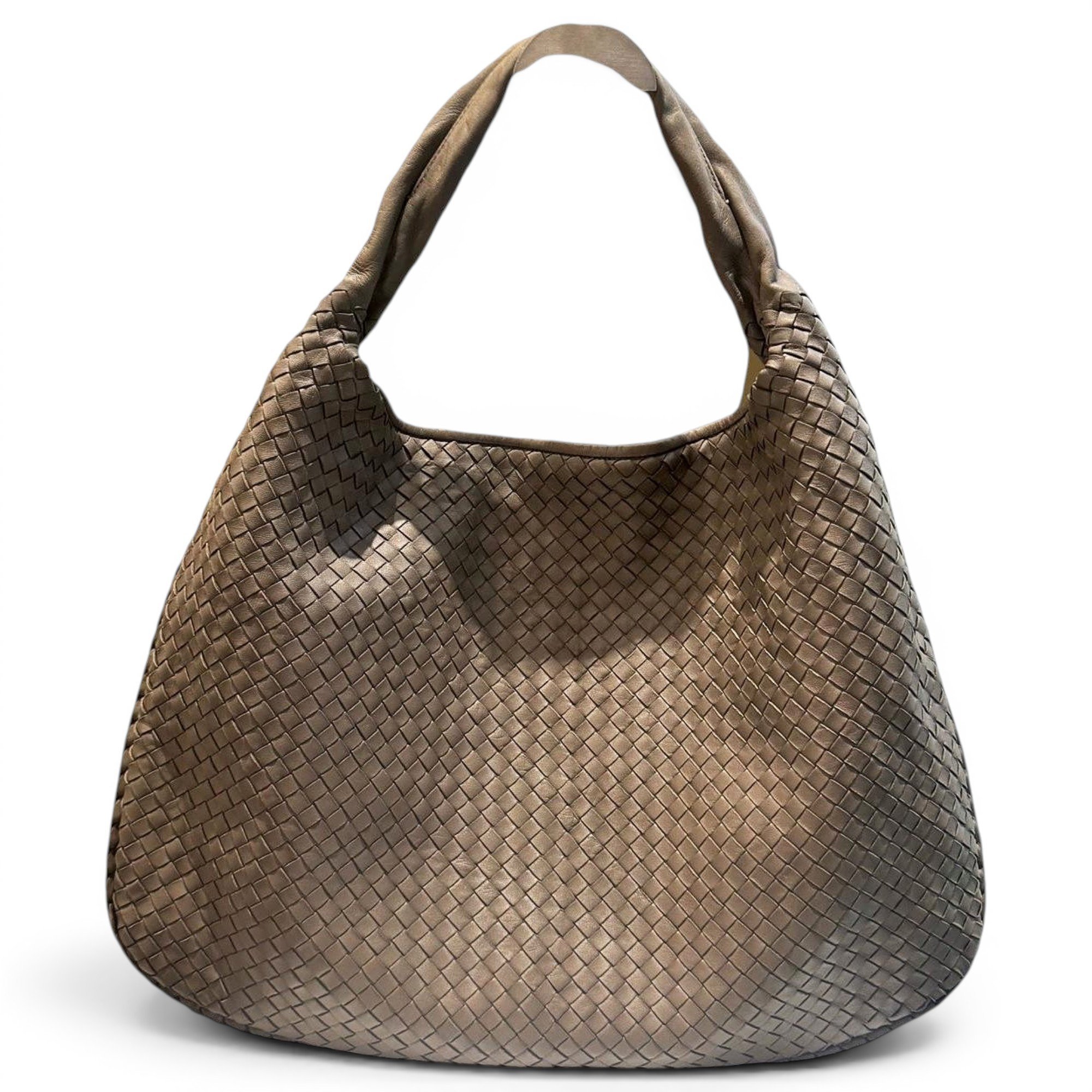 Veneta leather handbag