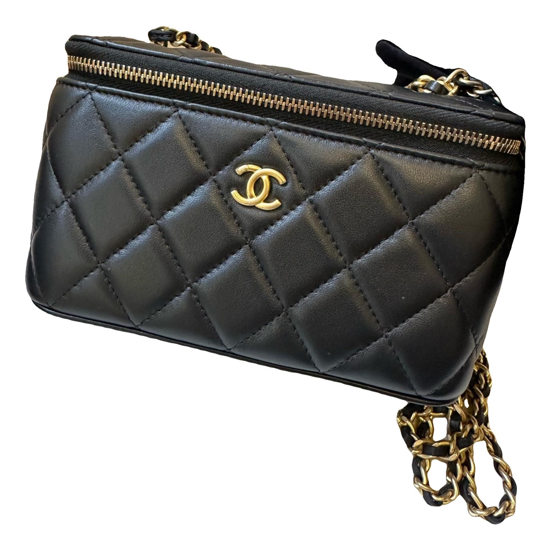 Trendy CC Vanity leather handbag
