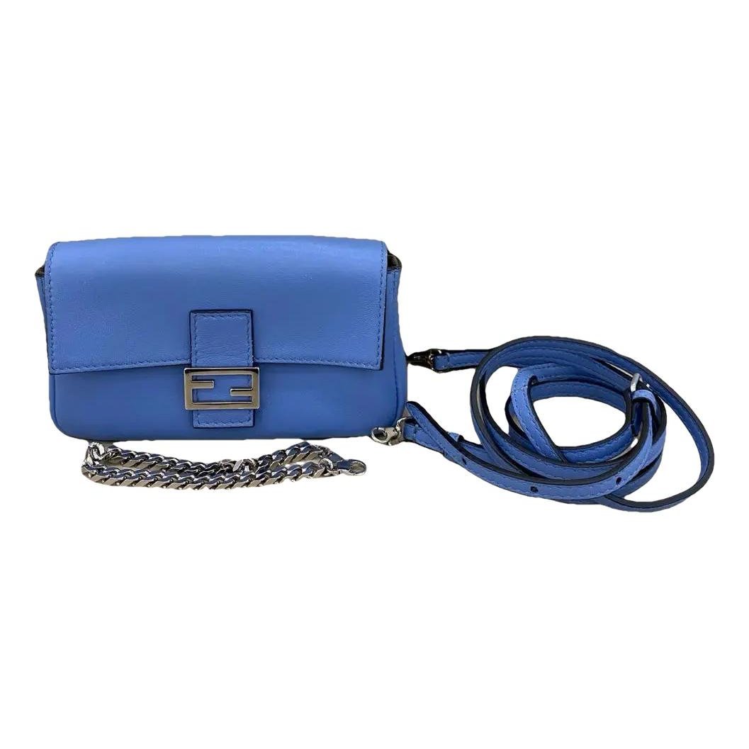 Baguette Chain Midi leather handbag