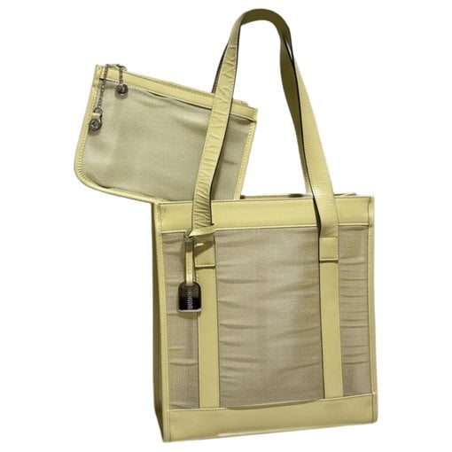 Tote