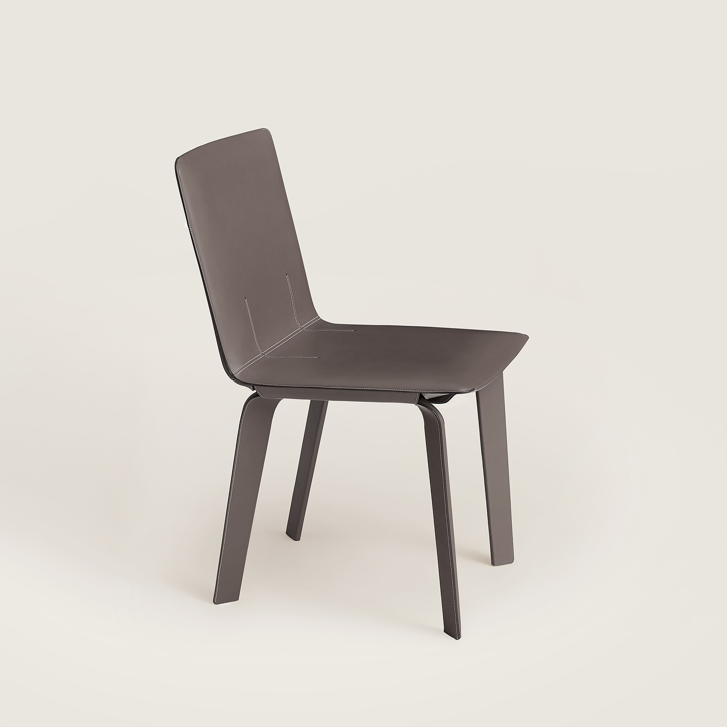 Sellier chair