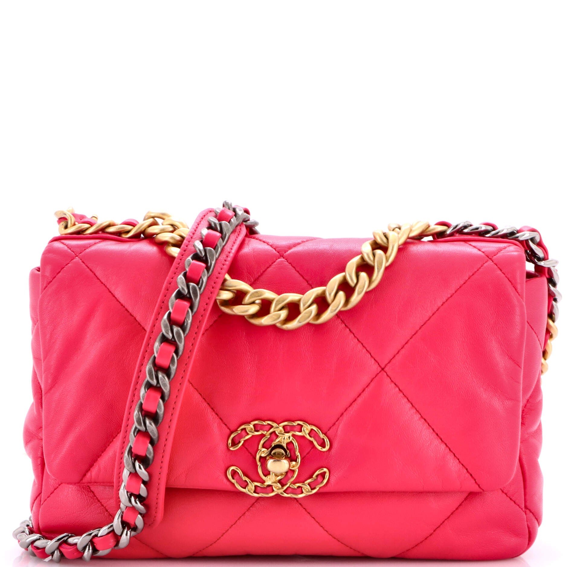 19 Flap Bag Quilted Leather Medium