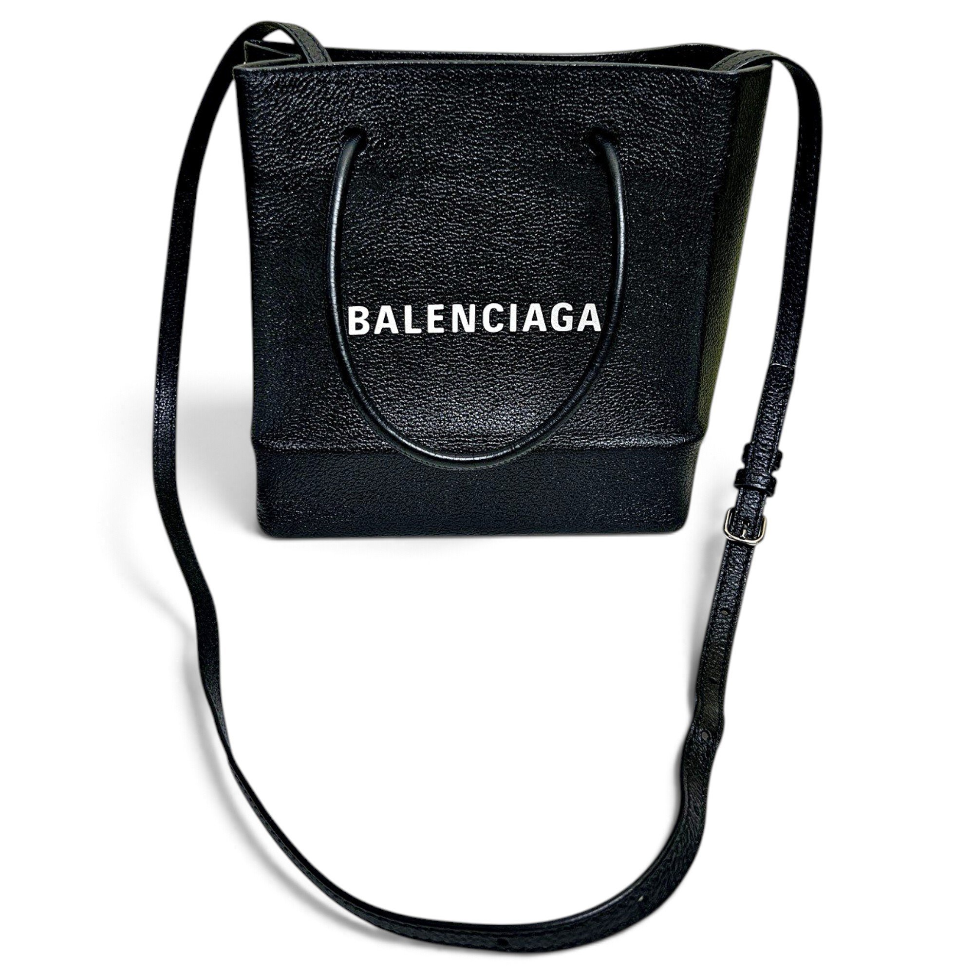 Everyday leather handbag