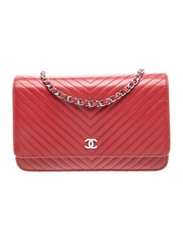 Classic Chevron Wallet On Chain