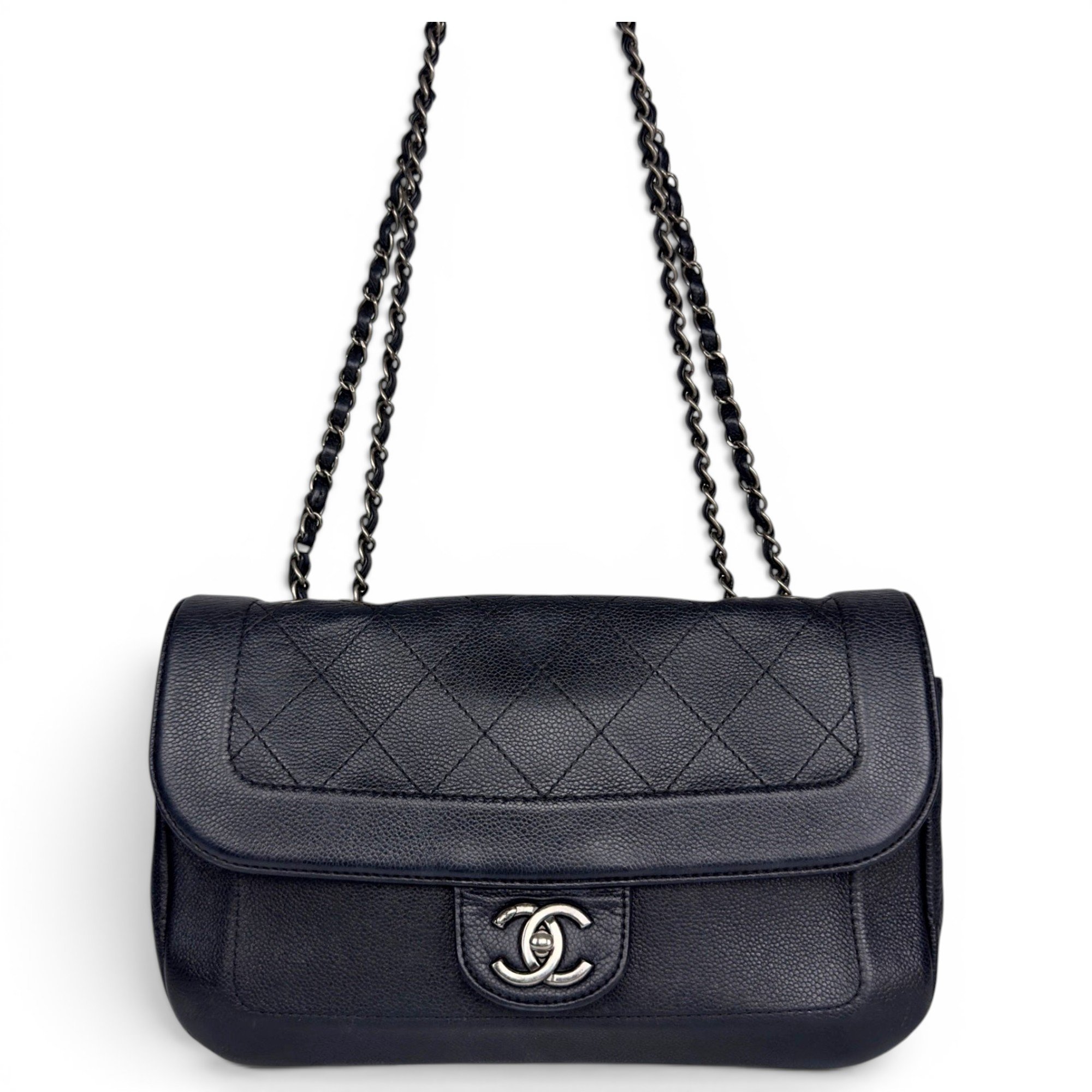 Timeless/Classique leather crossbody bag