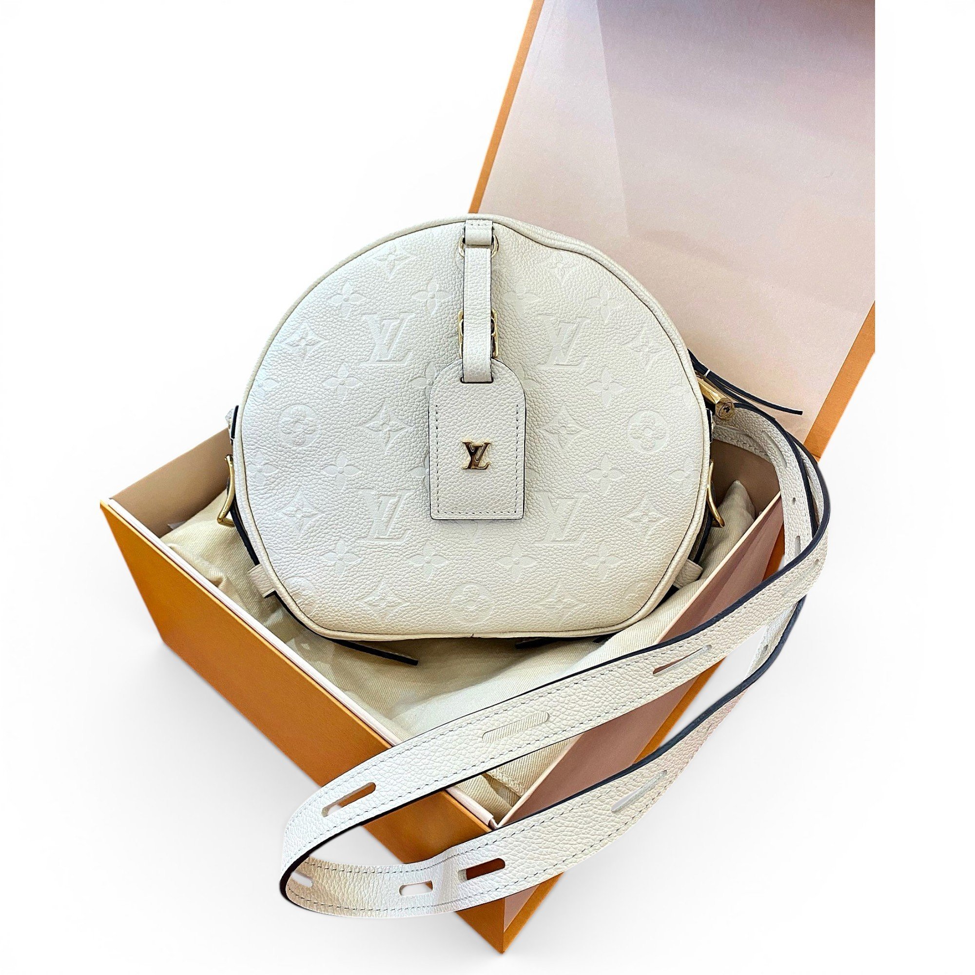 Boîte chapeau souple leather crossbody bag
