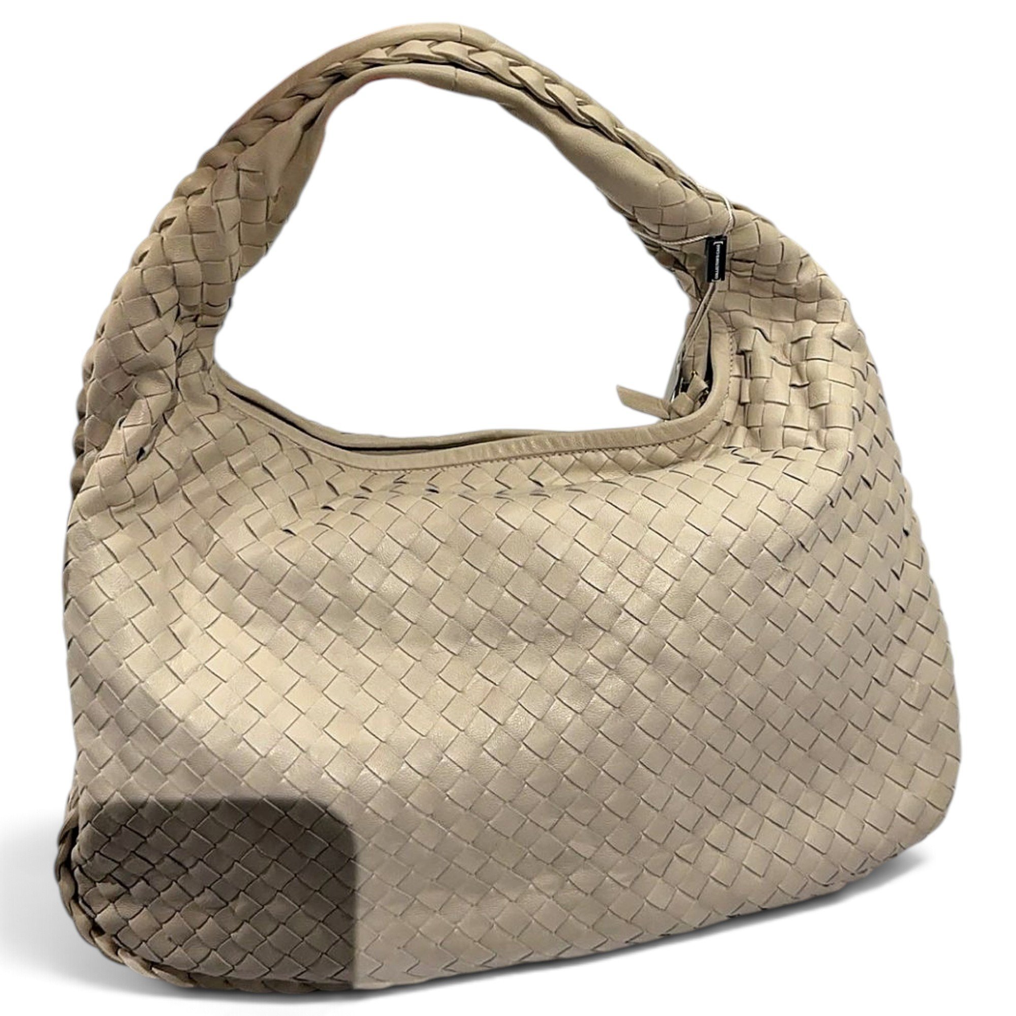 Veneta leather handbag