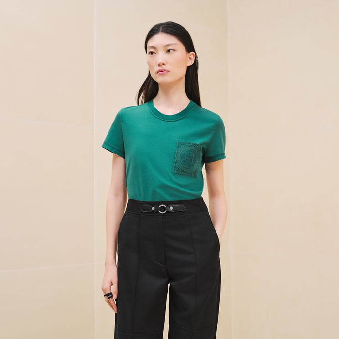 Vert Acanthe Embroidered Pocket T-shirt