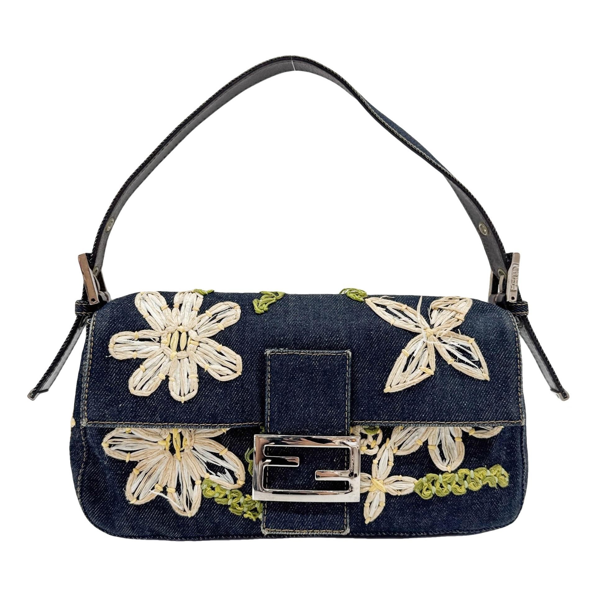 Baguette handbag