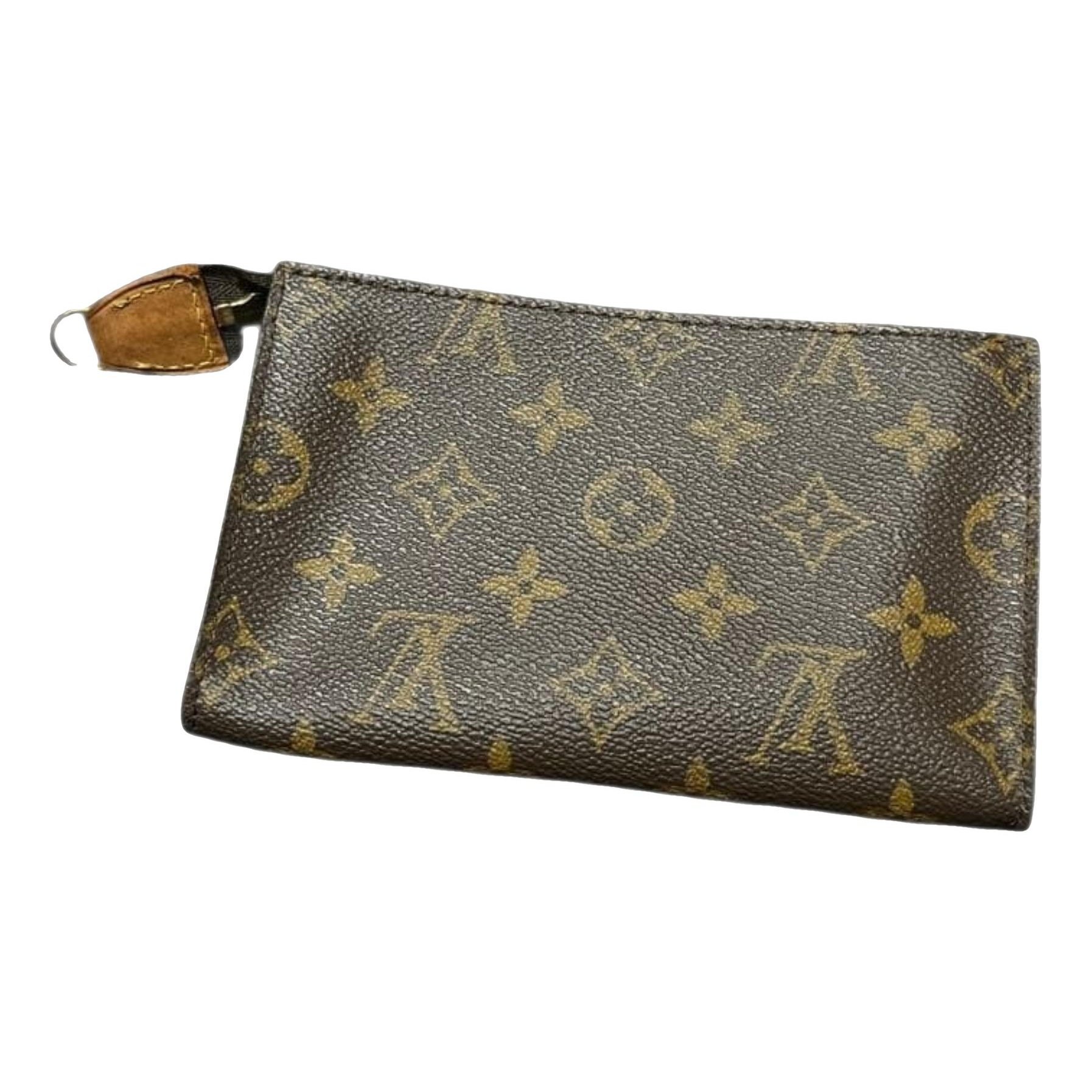 Leather clutch bag