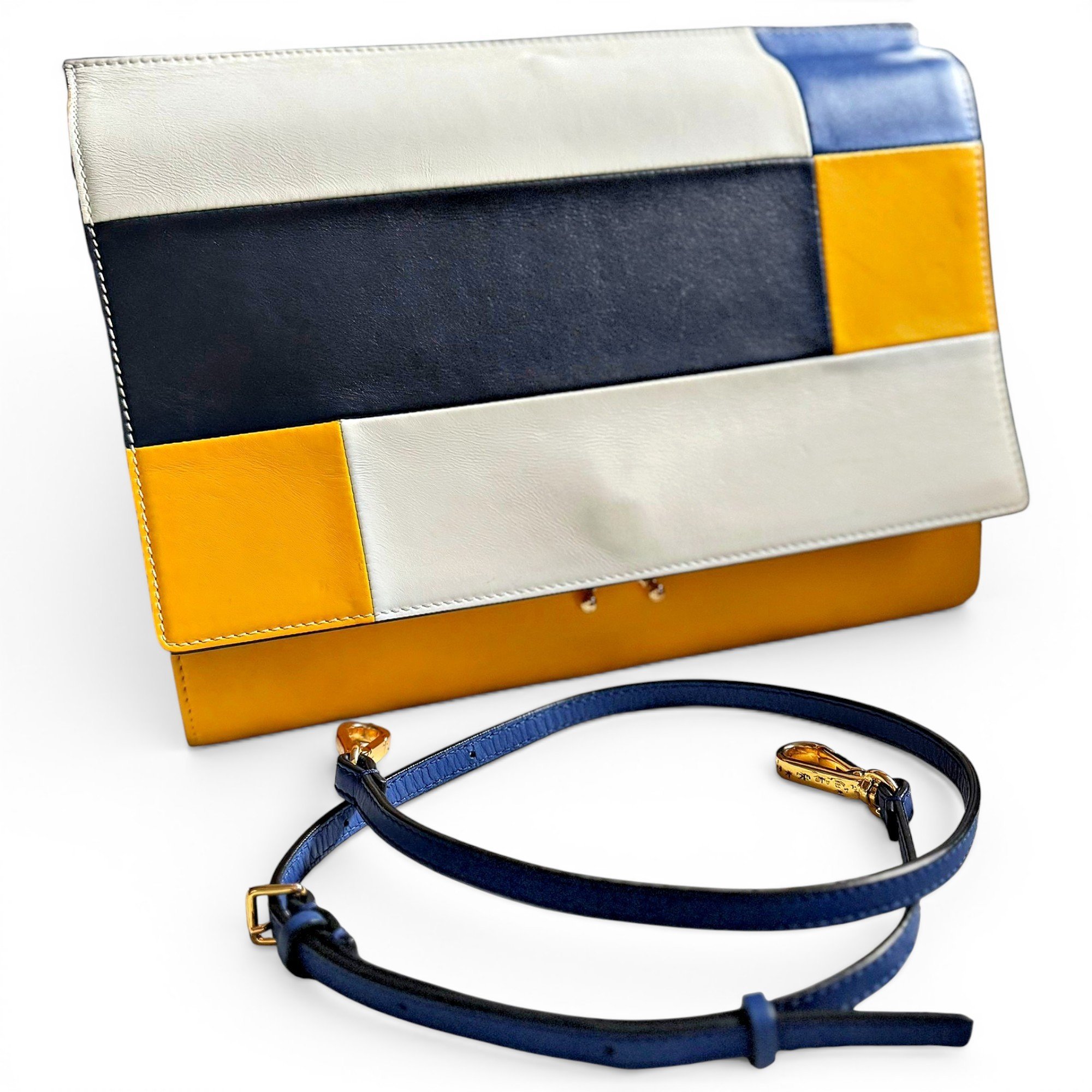 Trunk leather handbag