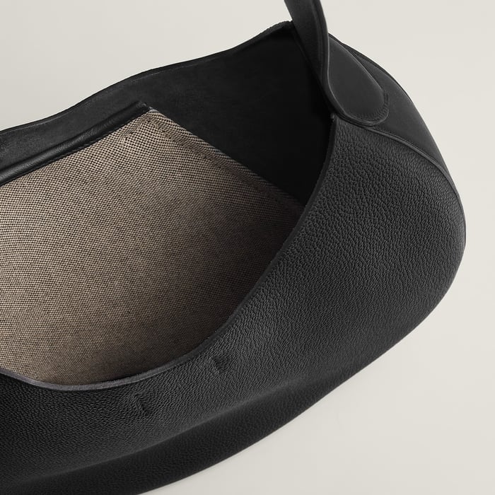 Noir Arcon Bag