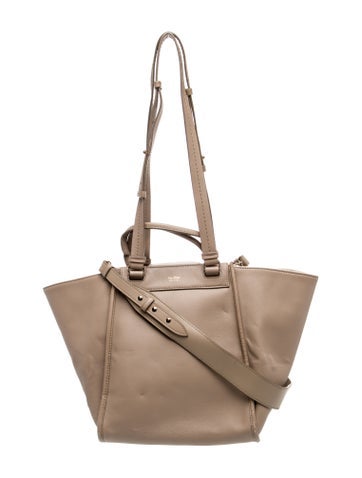 Max Mara Leather Bucket Bag