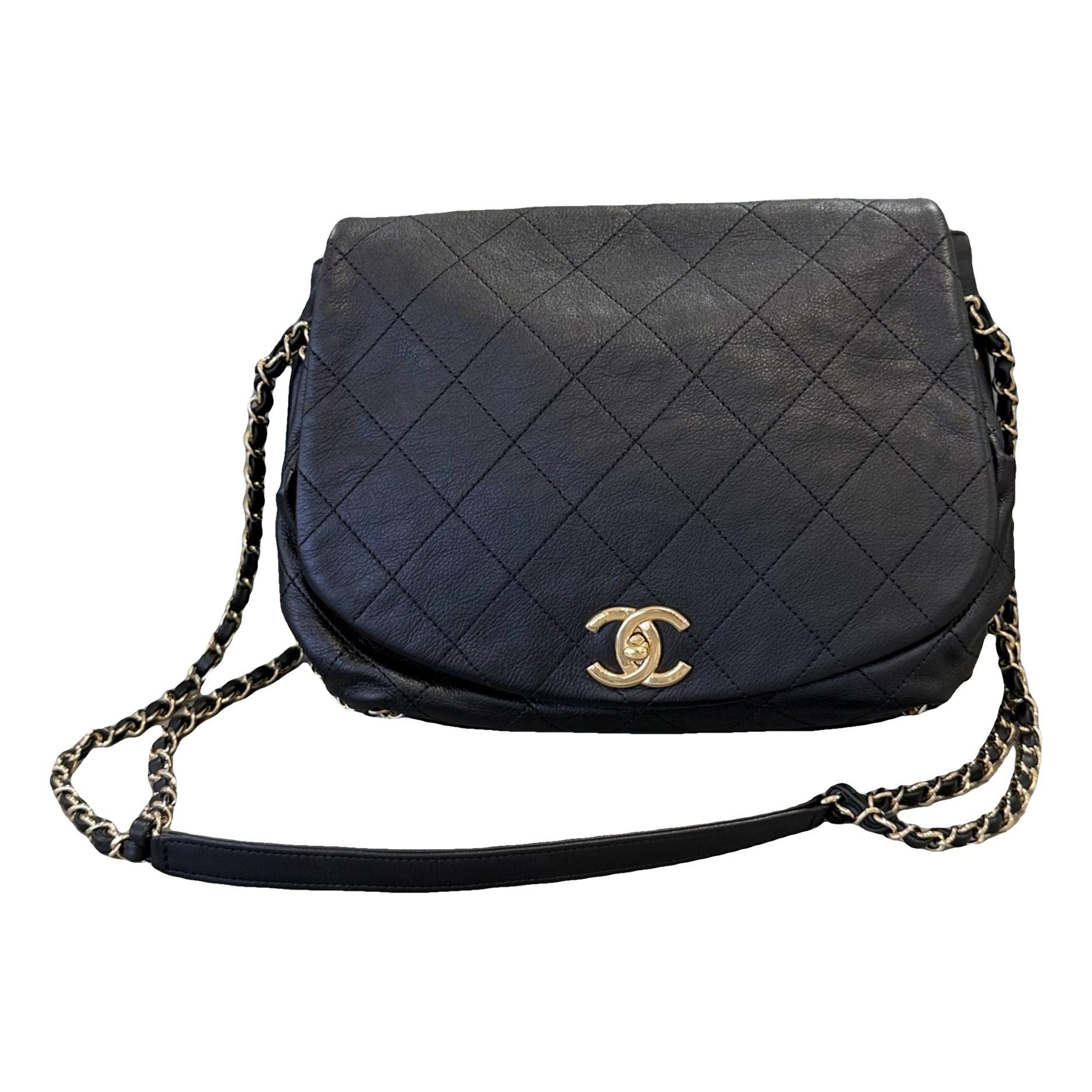 Timeless/Classique leather crossbody bag