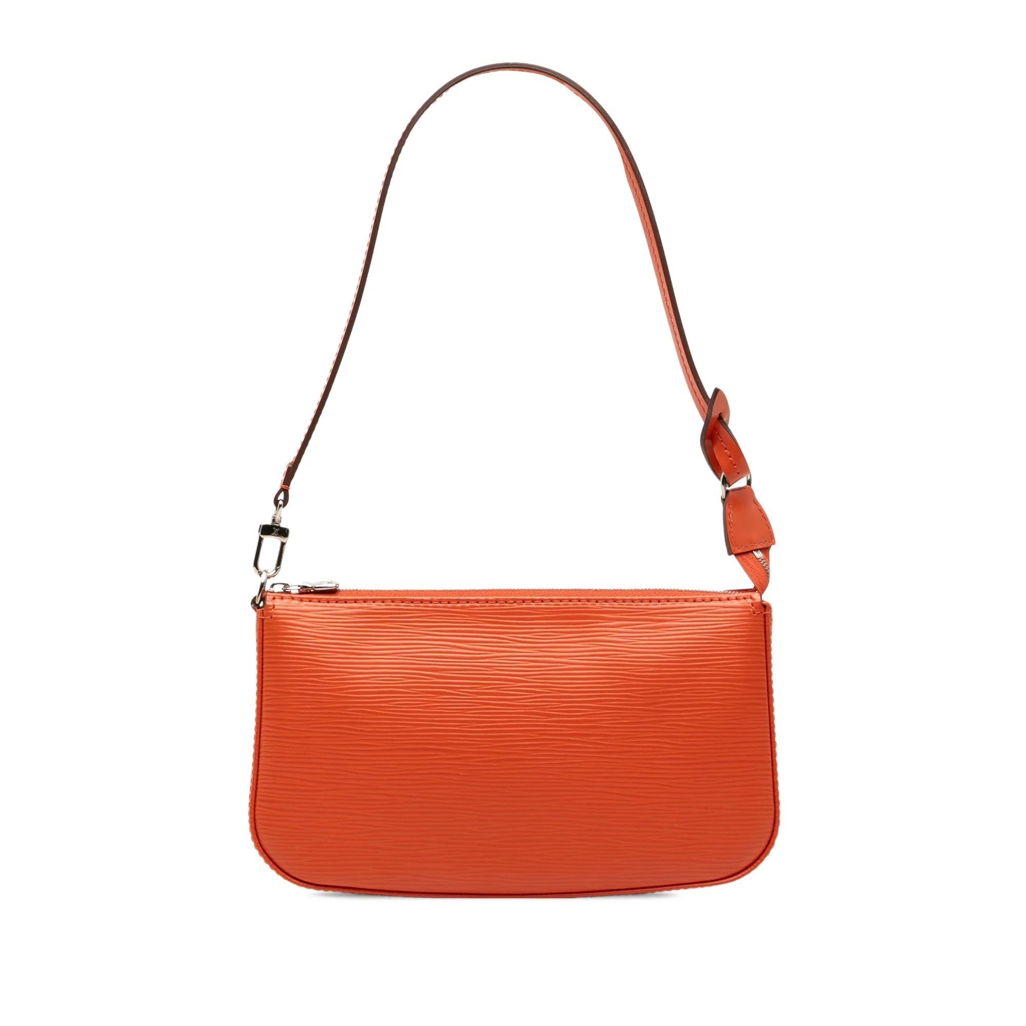 Pochette Accessoire leather handbag