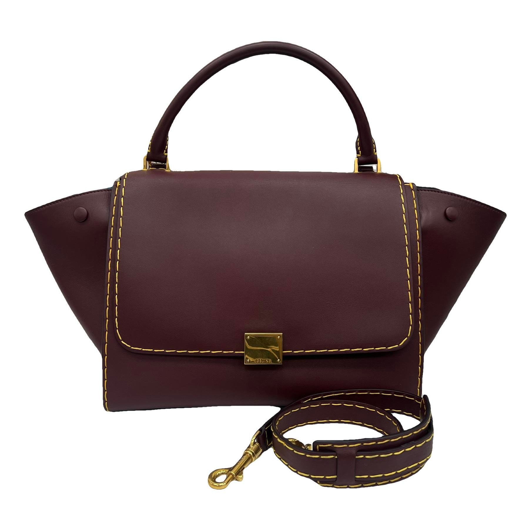 Trapèze leather handbag