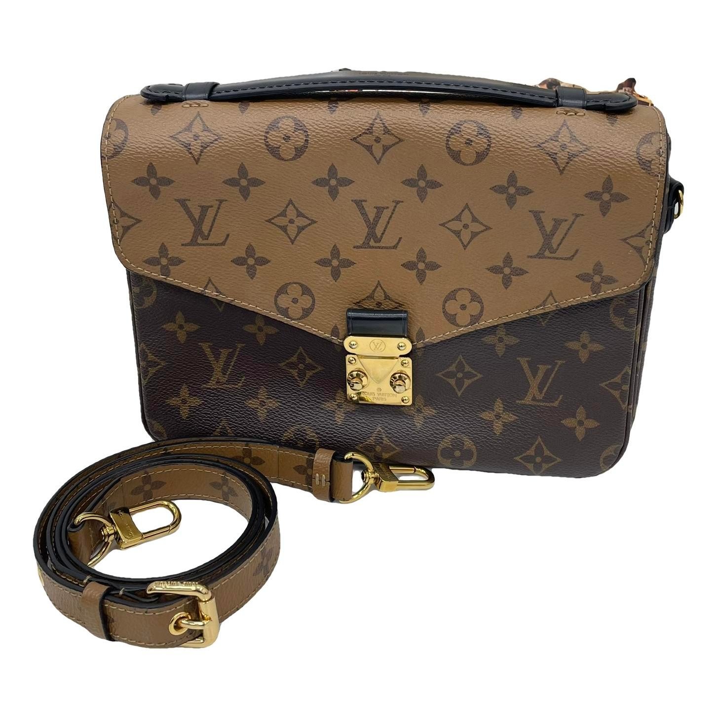 Metis leather handbag