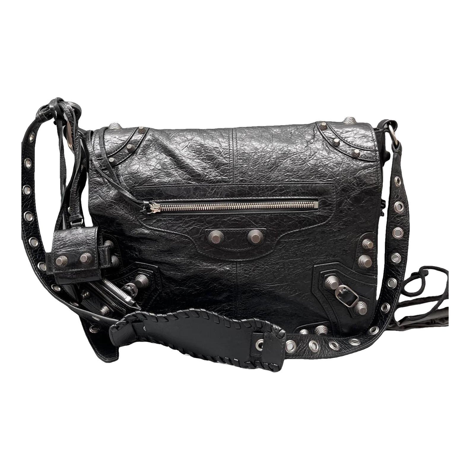 Cable leather mini bag