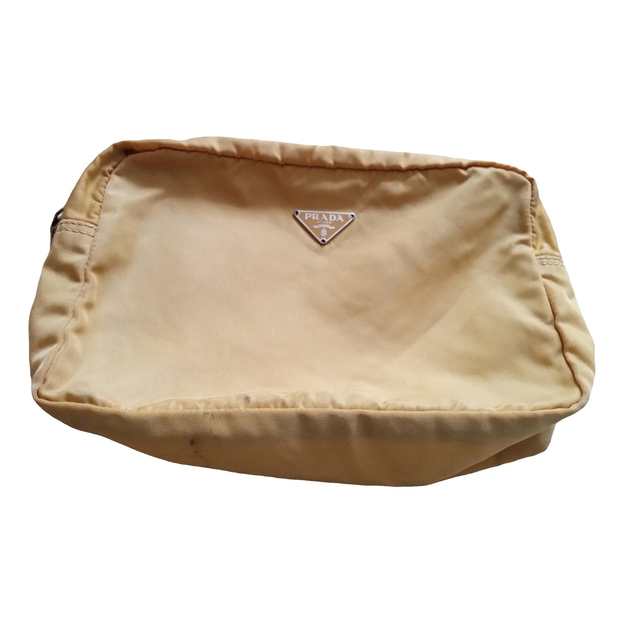 Triangle cloth clutch bag