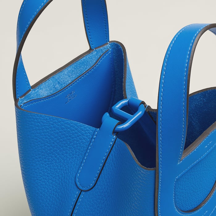 Hermès In-the-loop 18 Bag