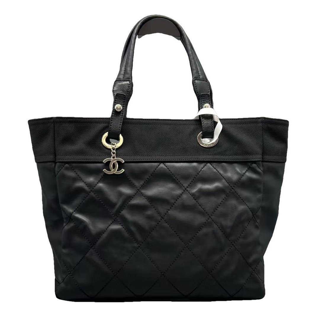 Leather tote