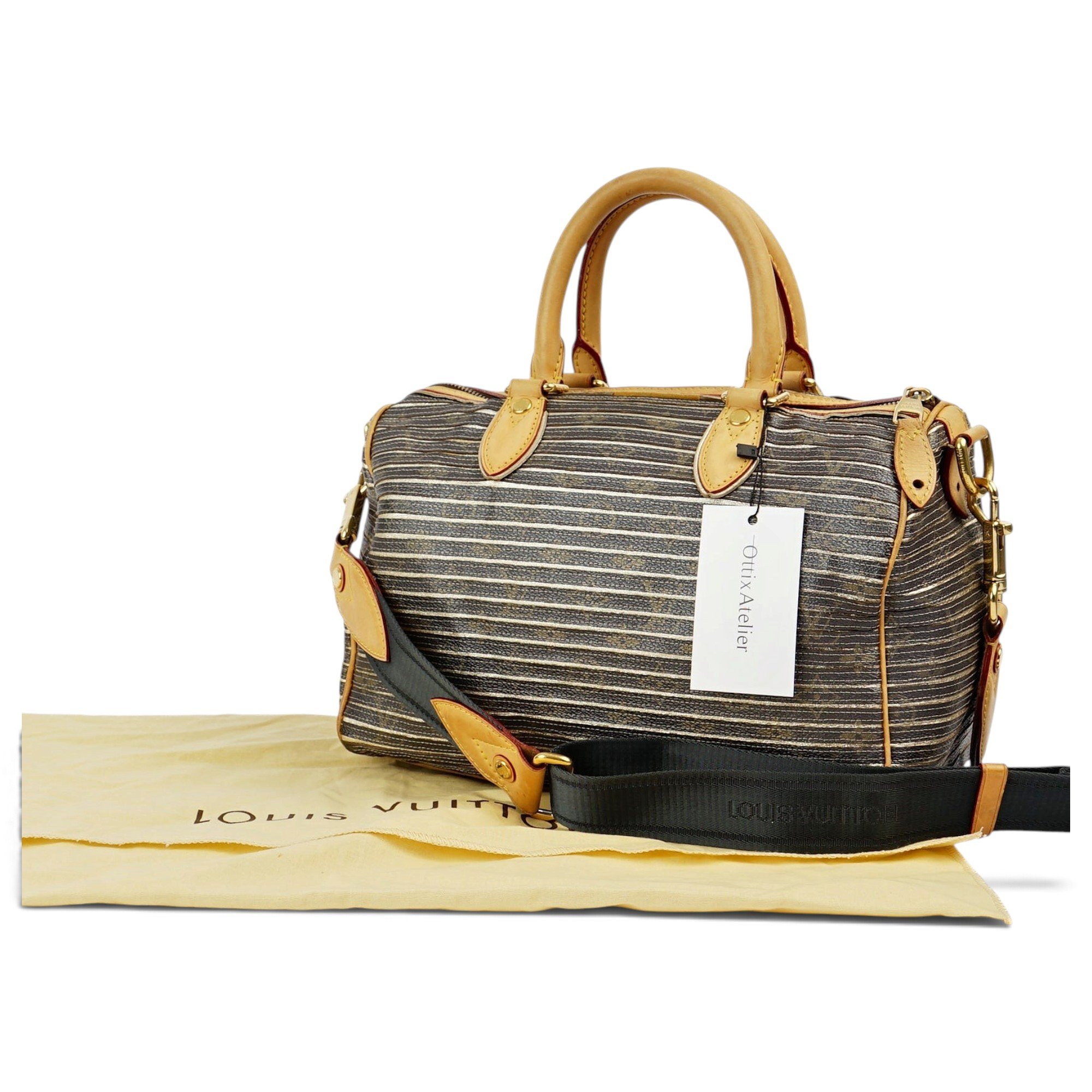 Speedy leather handbag