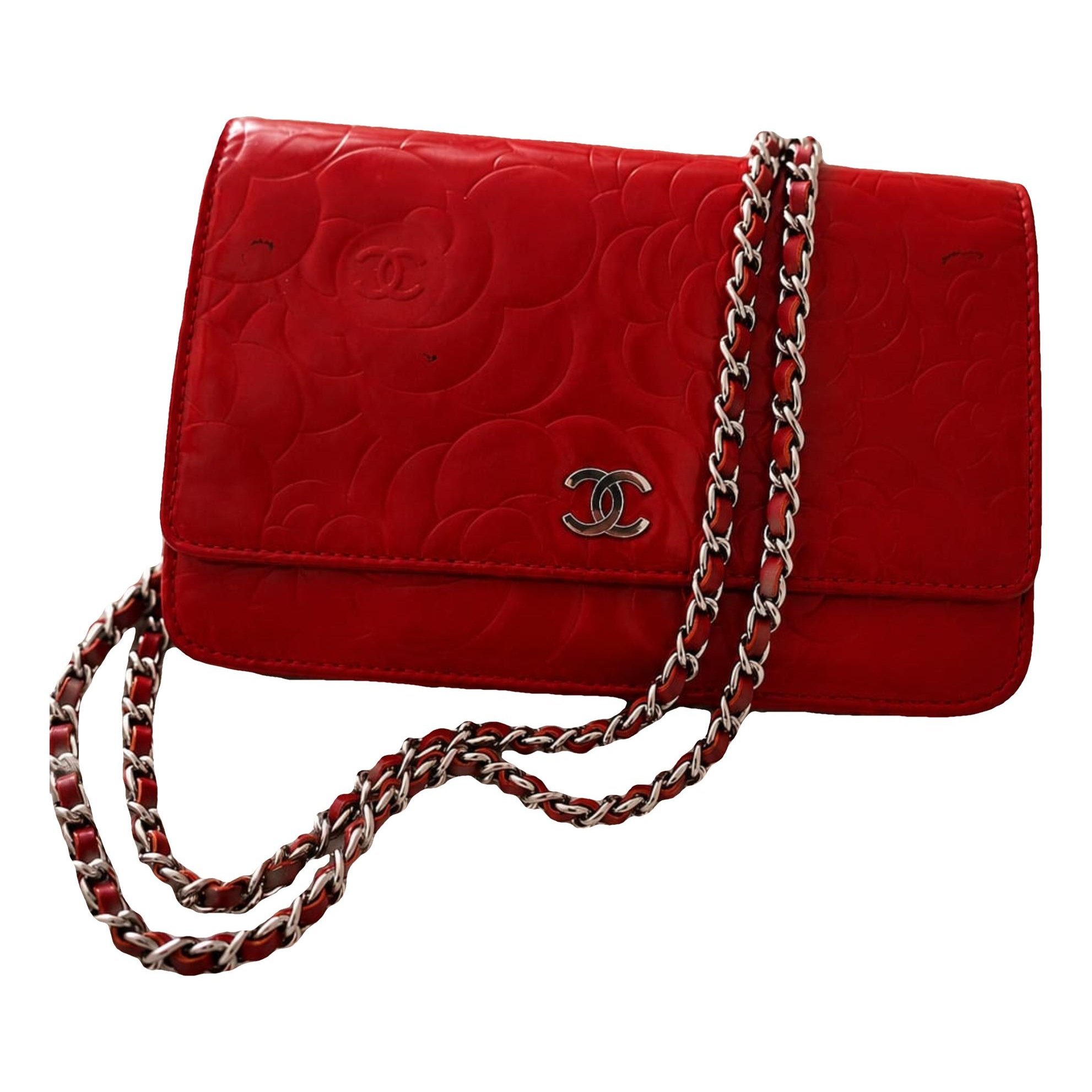 Wallet On Chain Timeless/Classique patent leather crossbody bag