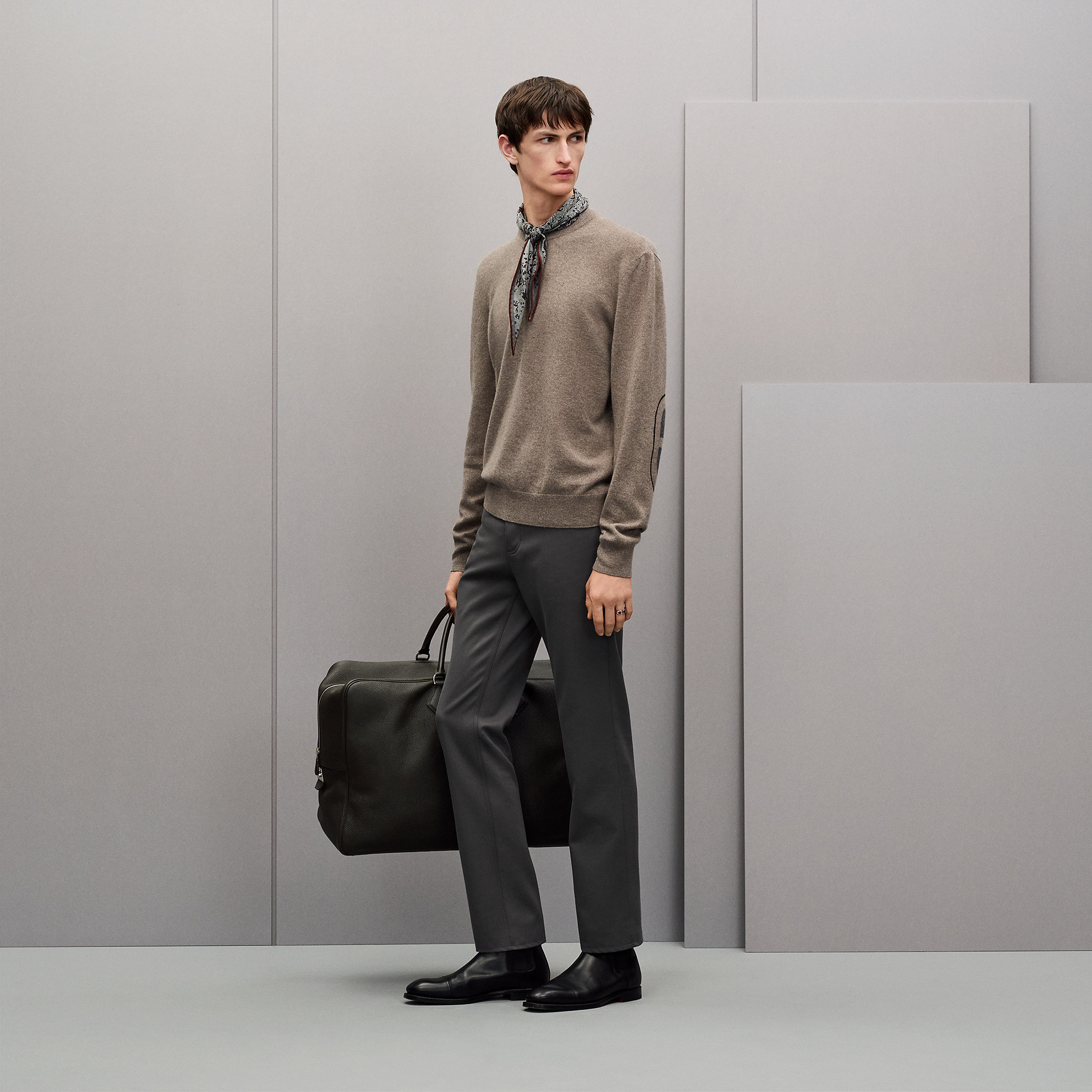 "Maillon Chaine d'Ancre" crewneck cashmere sweater