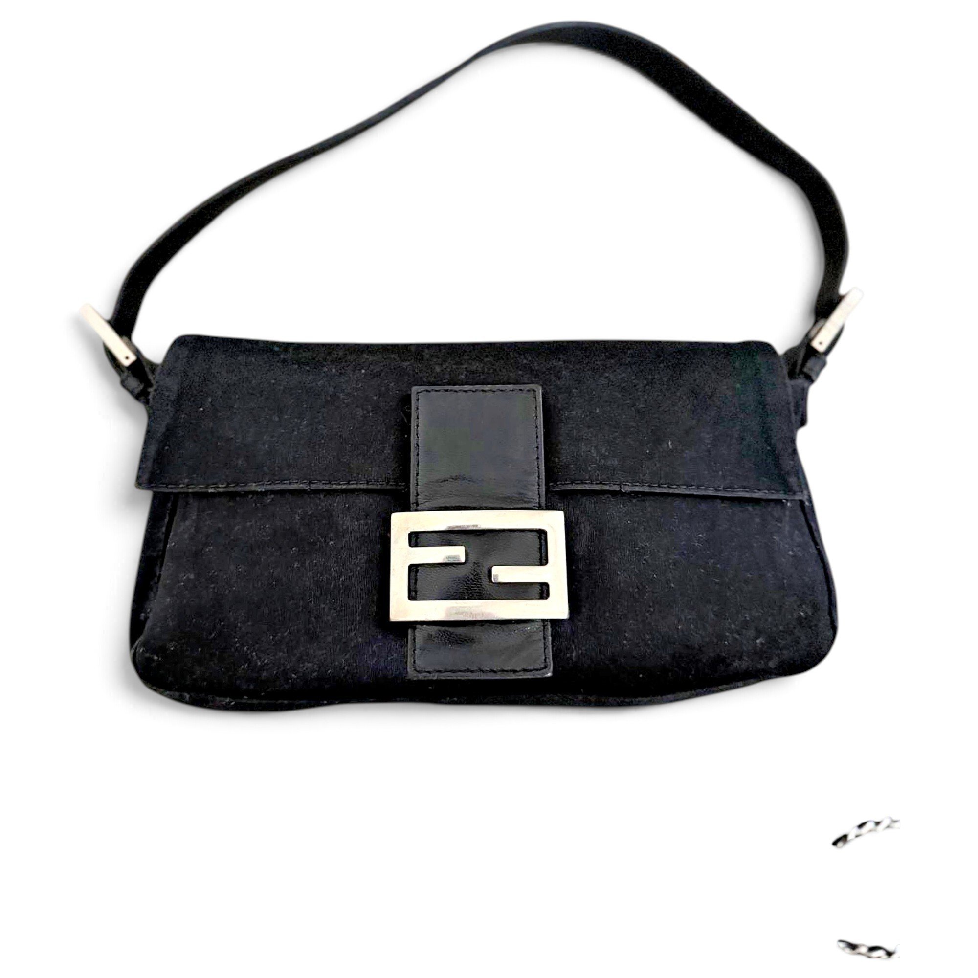 Baguette cloth handbag