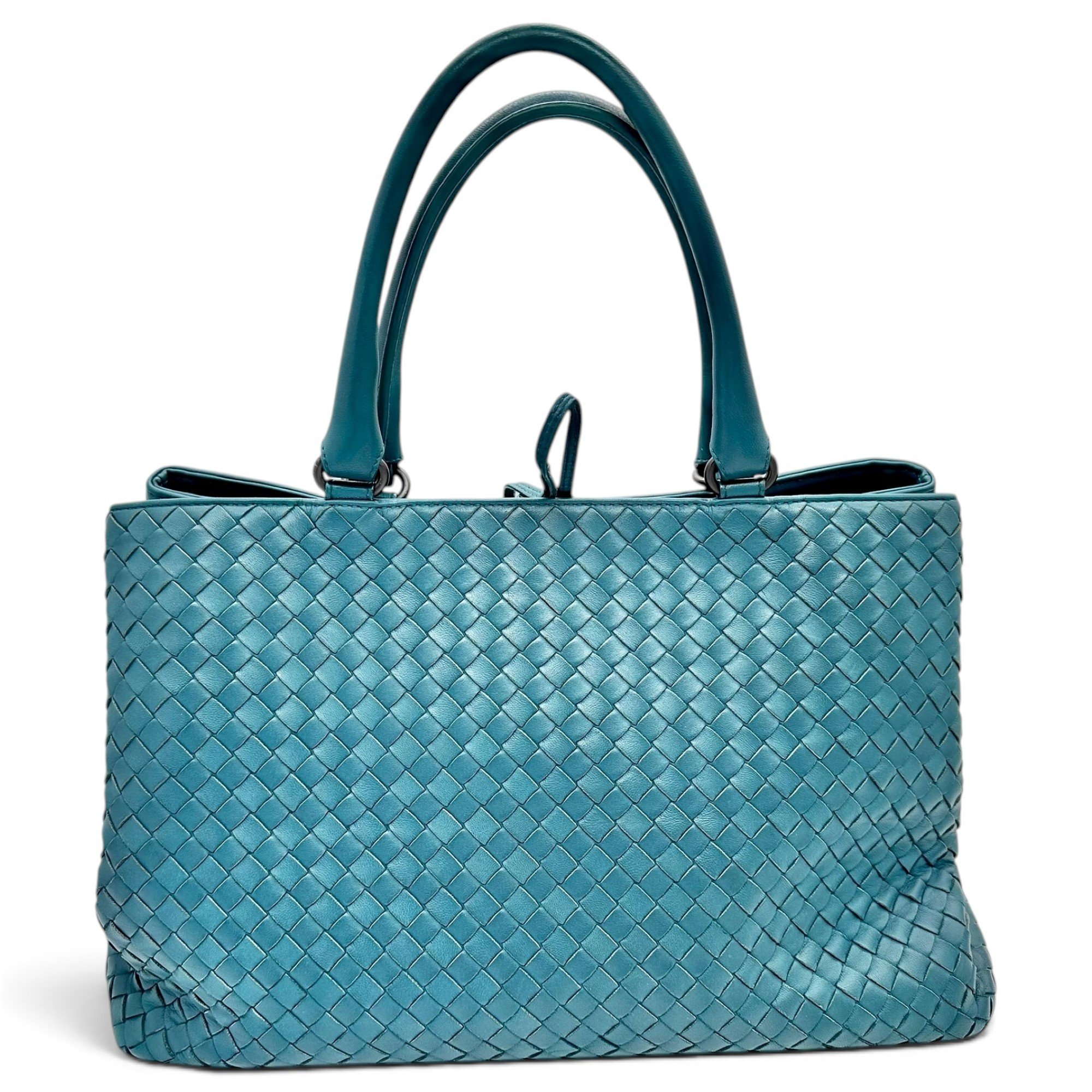 Bottega Veneta Cabat leather handbag