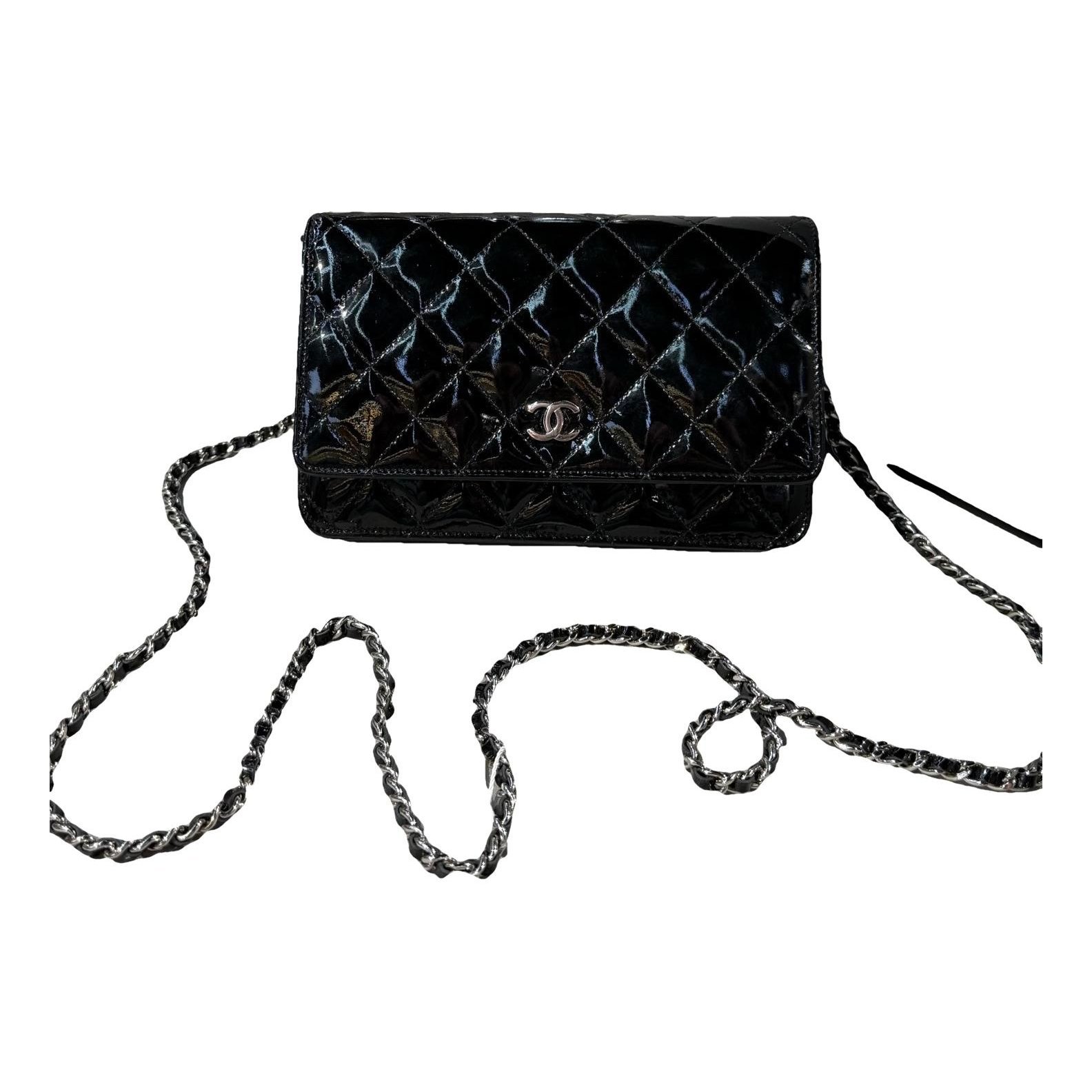 Wallet On Chain Timeless/Classique patent leather crossbody bag