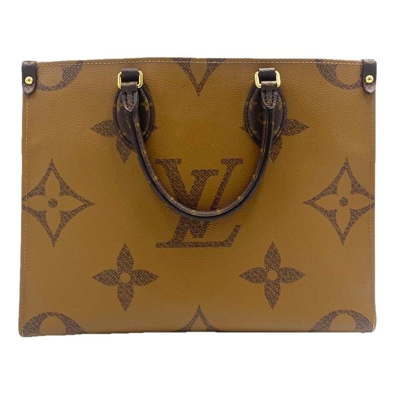 Onthego leather handbag