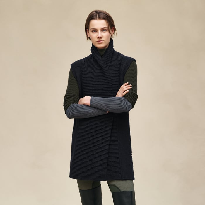 Noir Belted Cashmere Sleeveless Cardigan