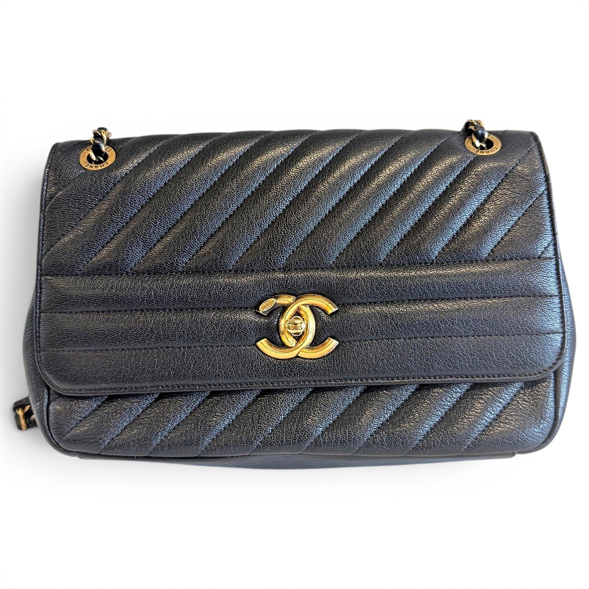 Timeless/Classique leather crossbody bag