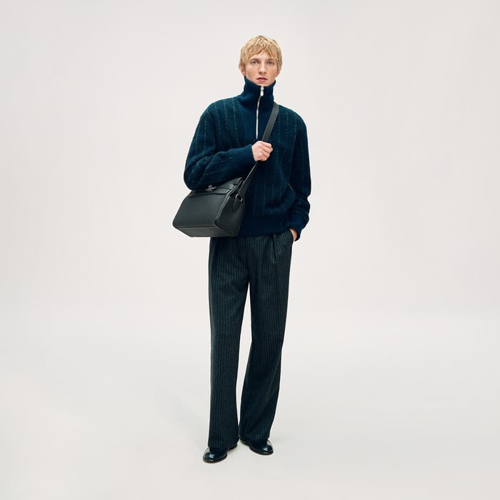 Noir Kelly Messenger Bag