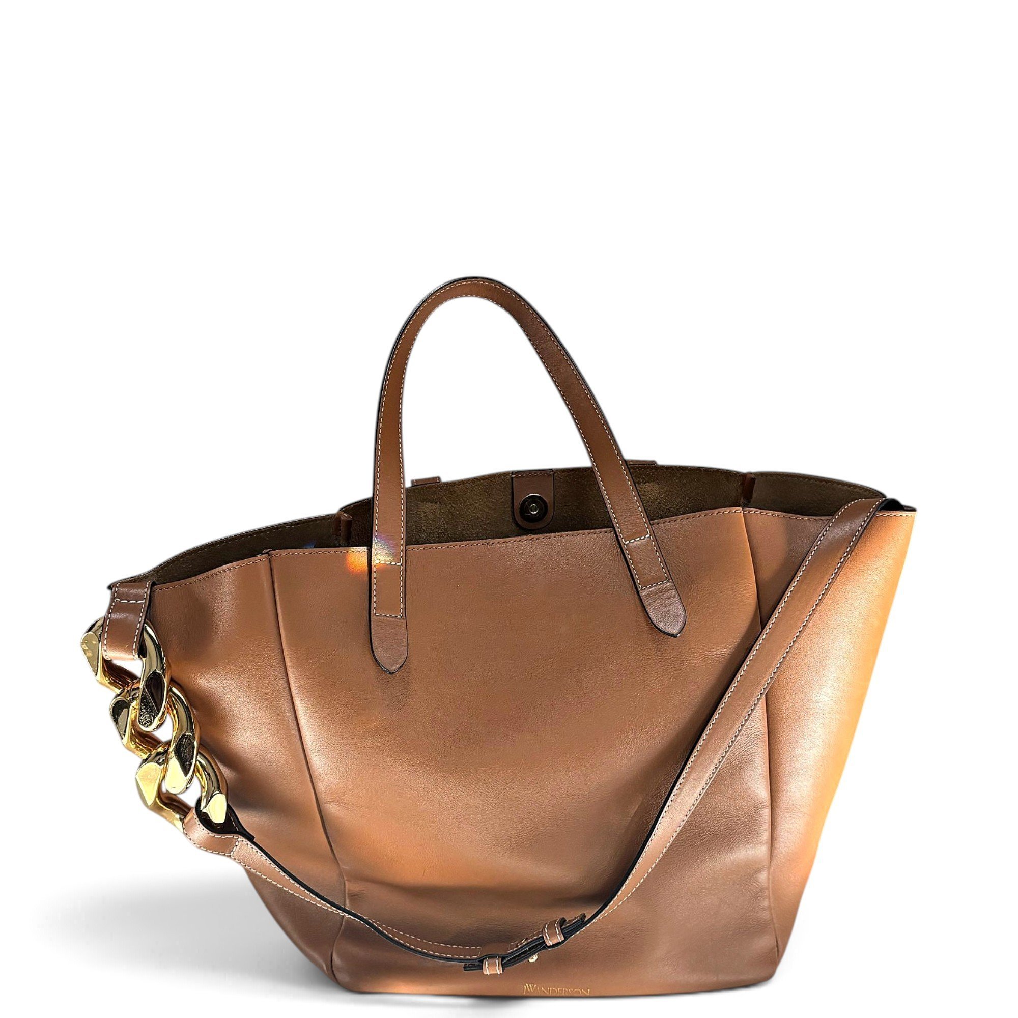 Chain leather tote