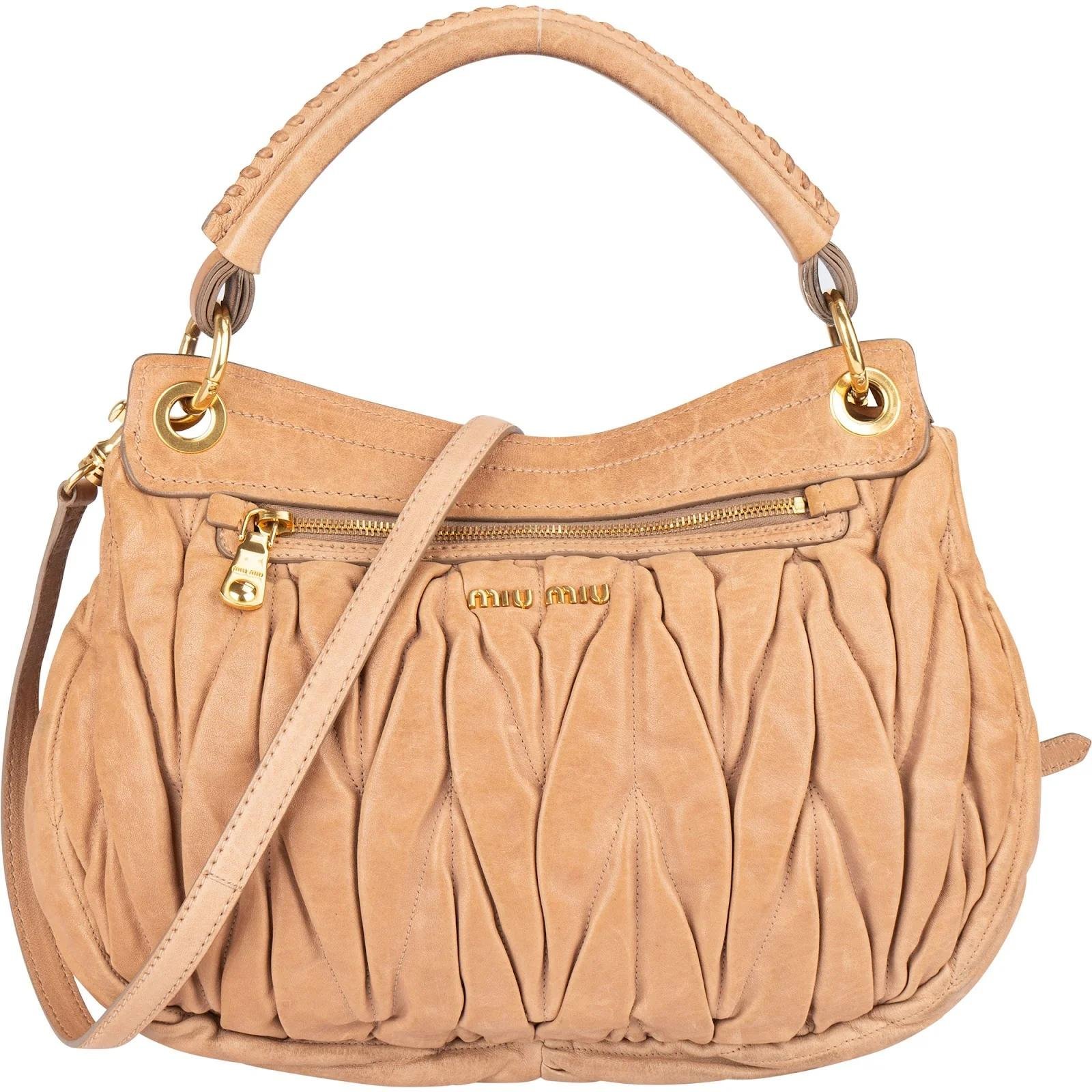 Matelassé leather handbag