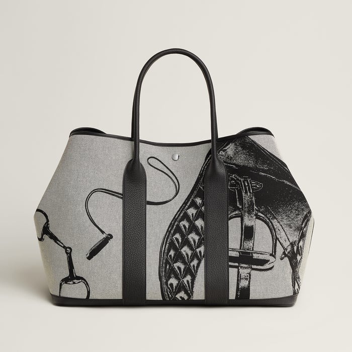 Garden Party Voyage 49 Bag