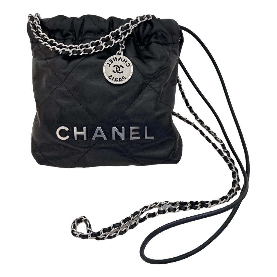 Chanel 22 leather handbag