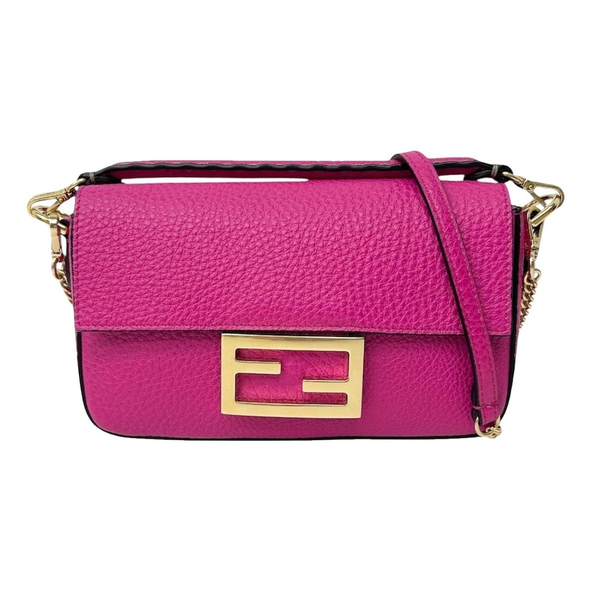 Baguette leather handbag