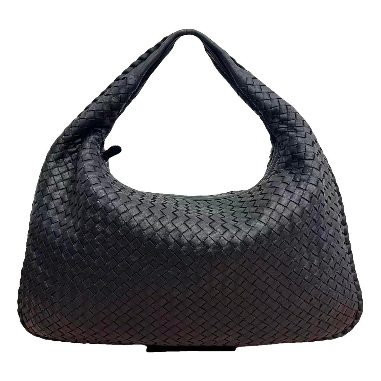 Veneta leather handbag