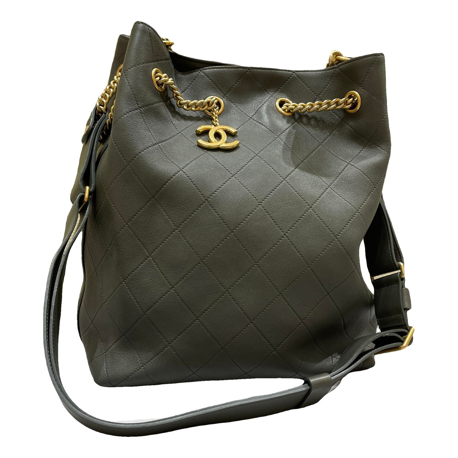 Leather handbag