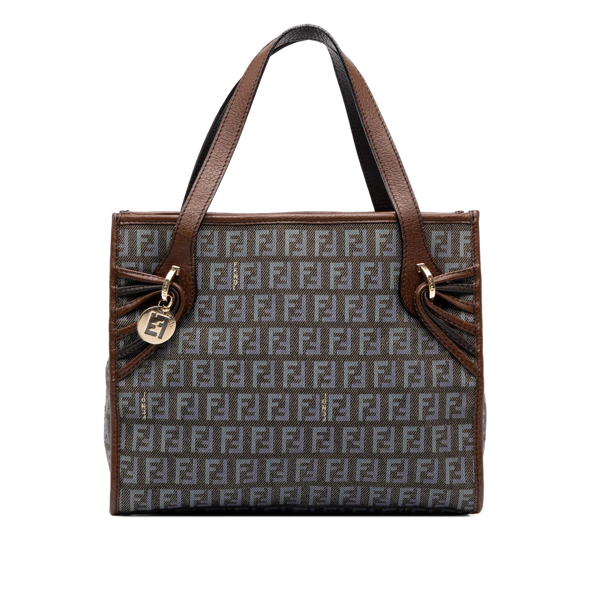 Pocket leather handbag