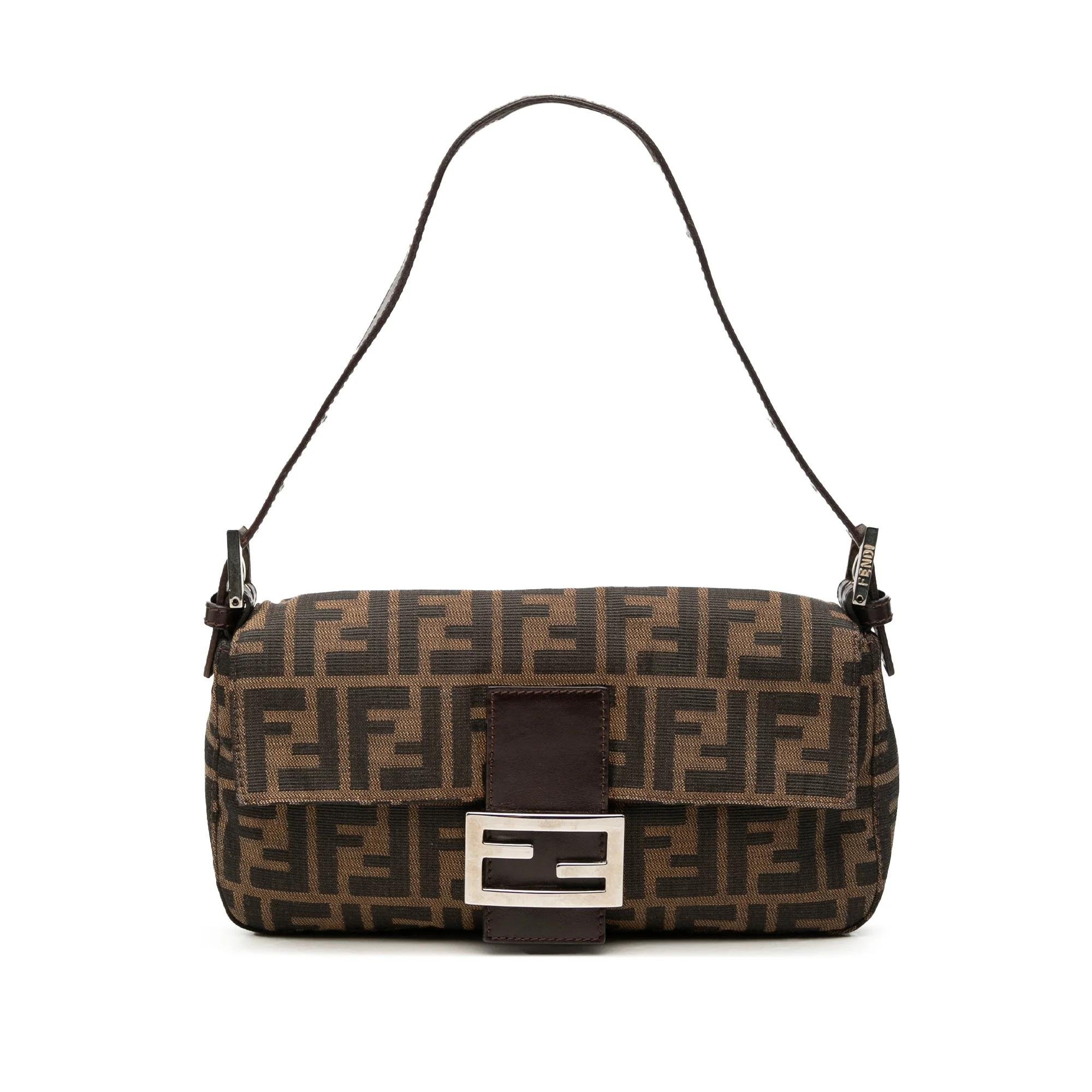Baguette leather handbag