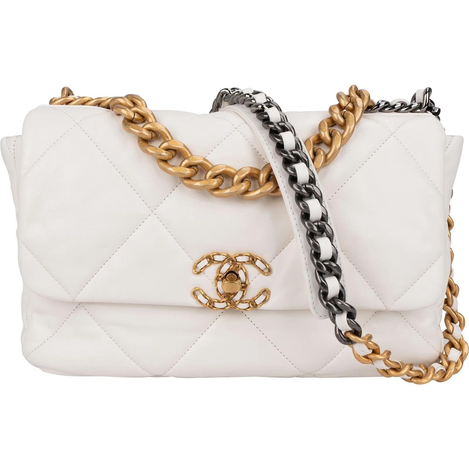 Chanel 19 leather handbag