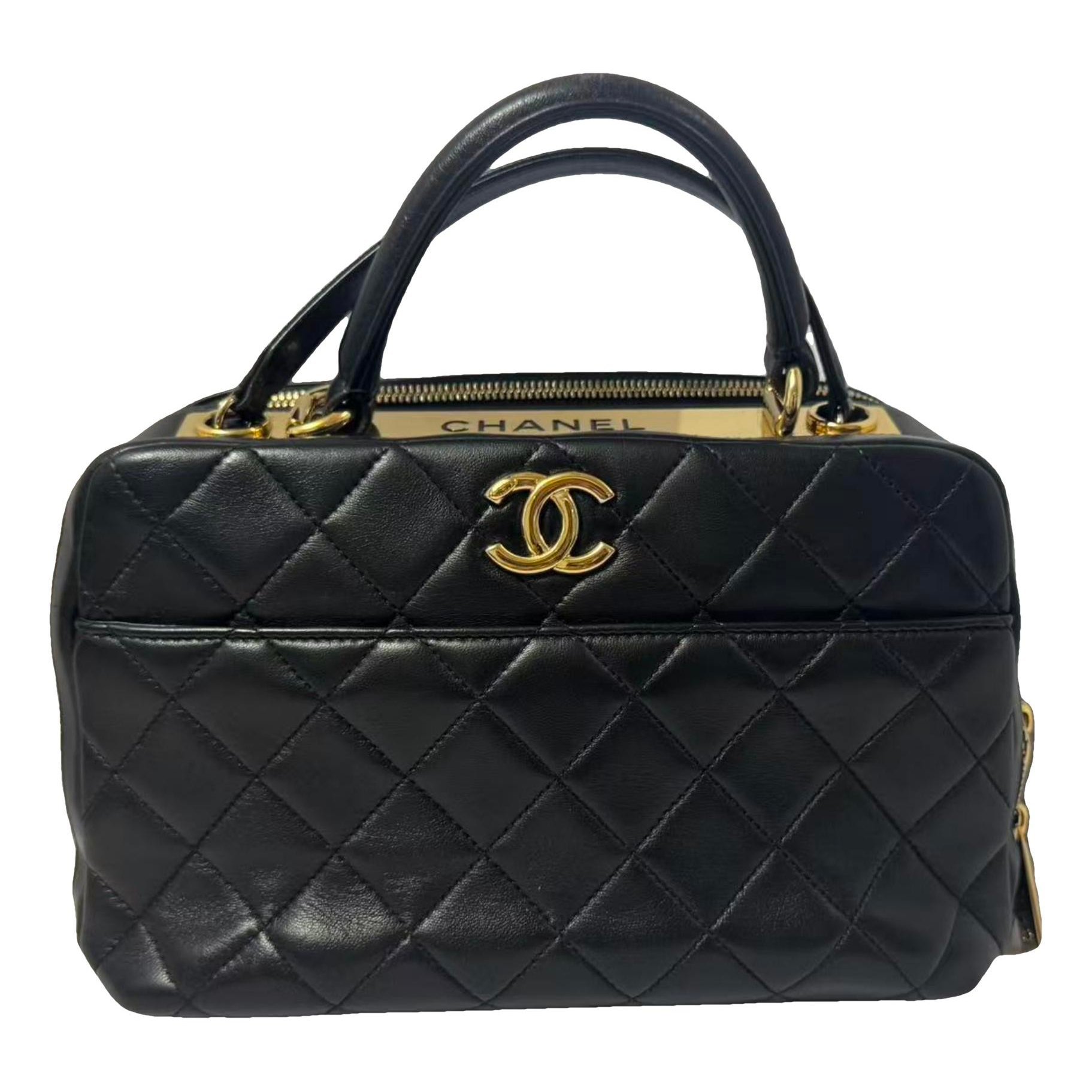 Trendy CC Flap leather handbag